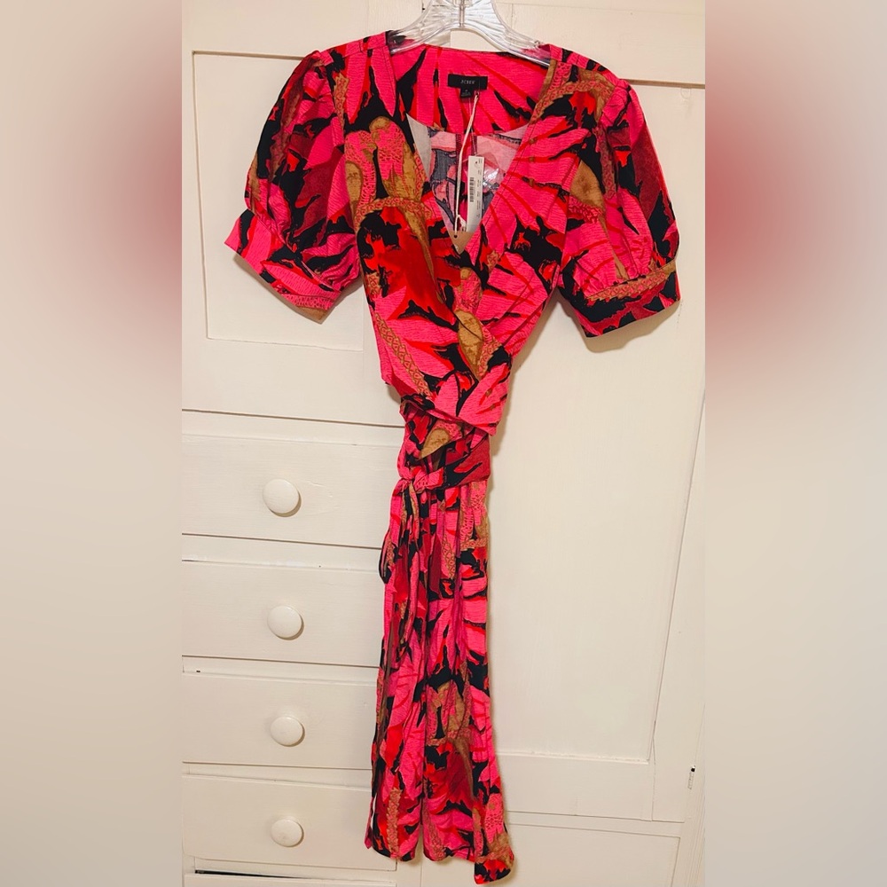 J Crew Women’s Pink floral Wrap Dress